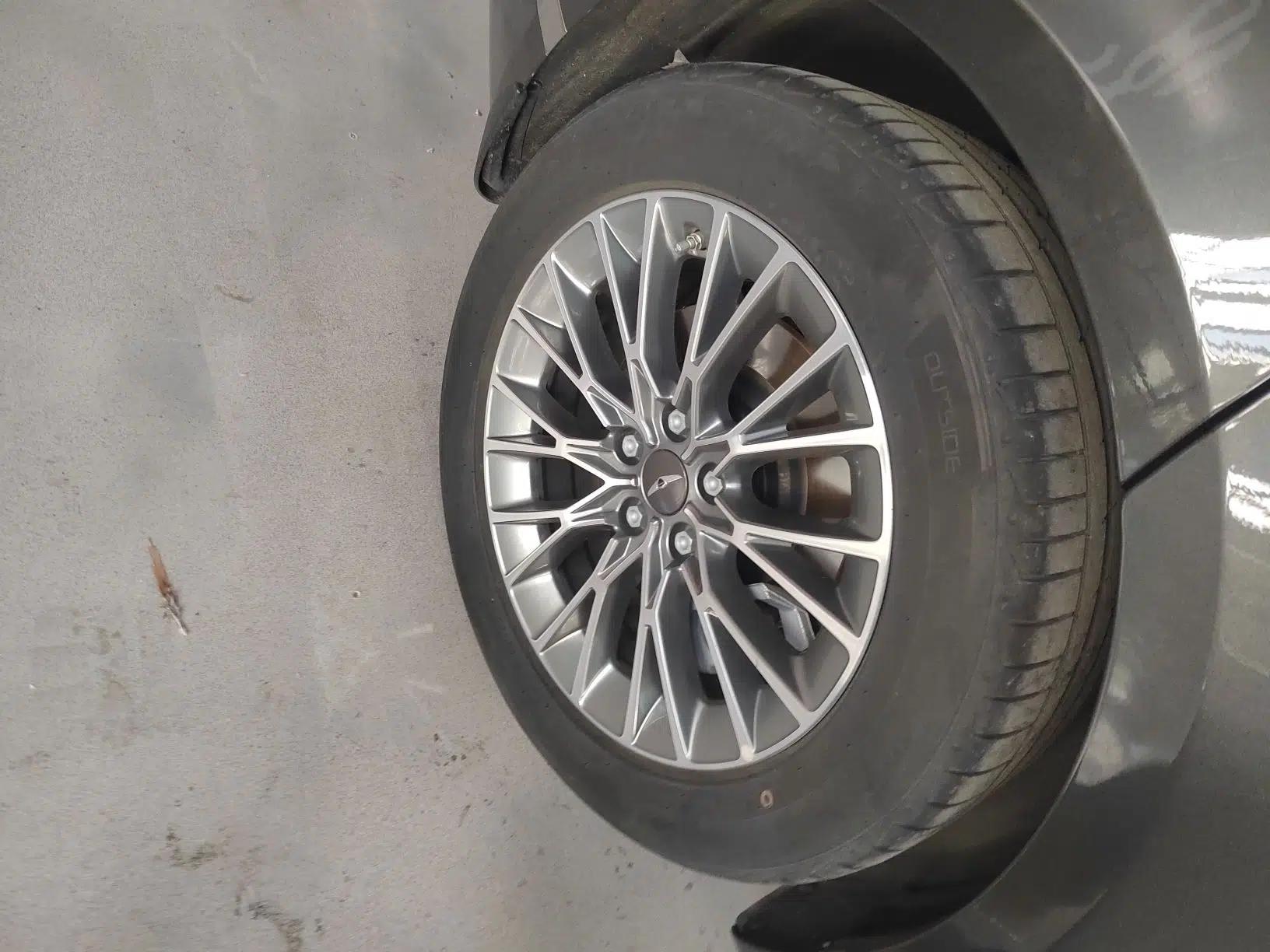 Genesis G80 2023 2.5T Rear-Drive Luxury Edition — миниатюра 10
