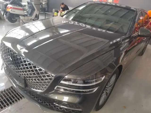 Genesis G80 2023 2.5T Rear-Drive Luxury Edition