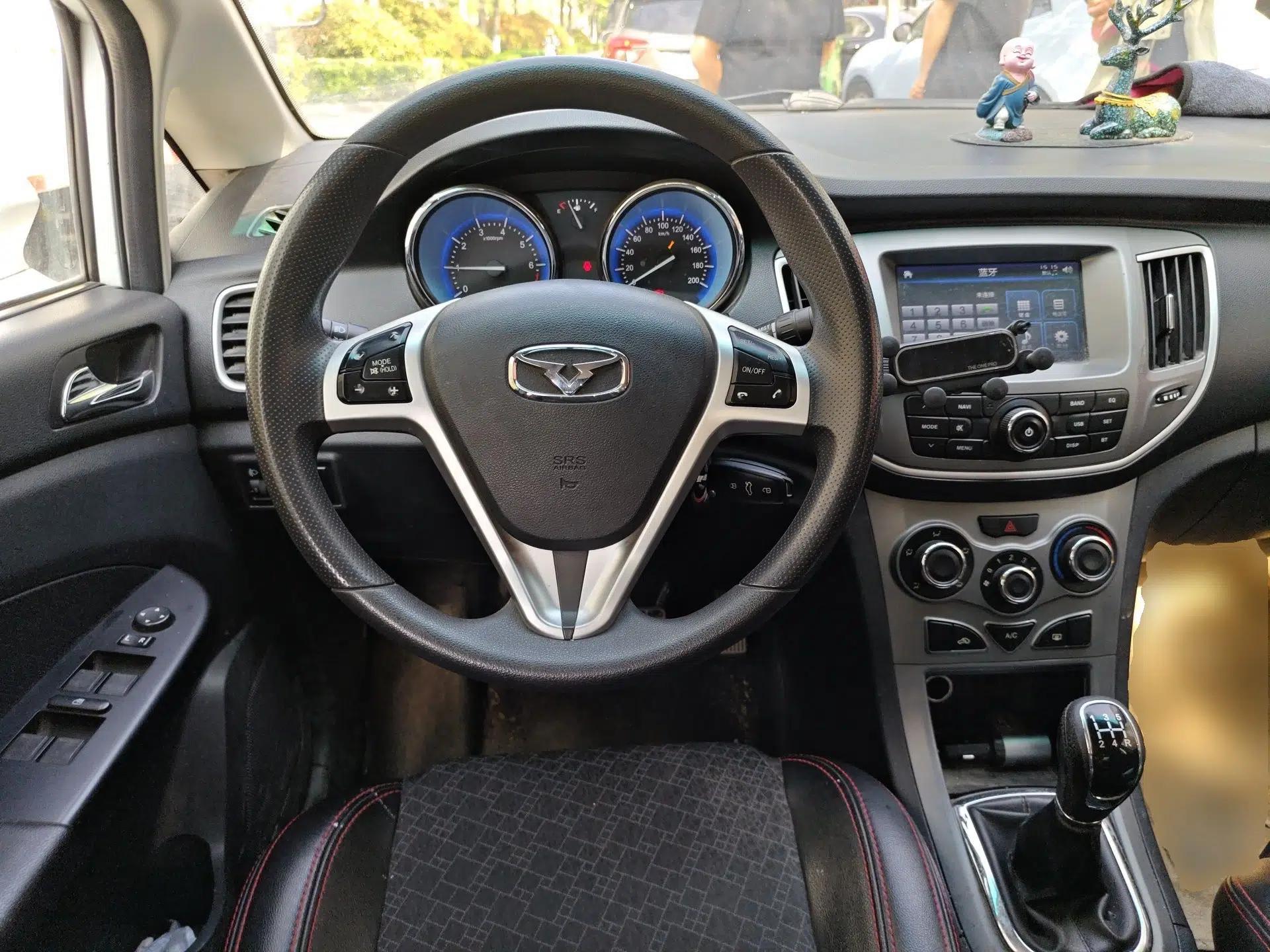 Cowin C3 2015 1.5L Manual Gold Diamond Edition — миниатюра 11