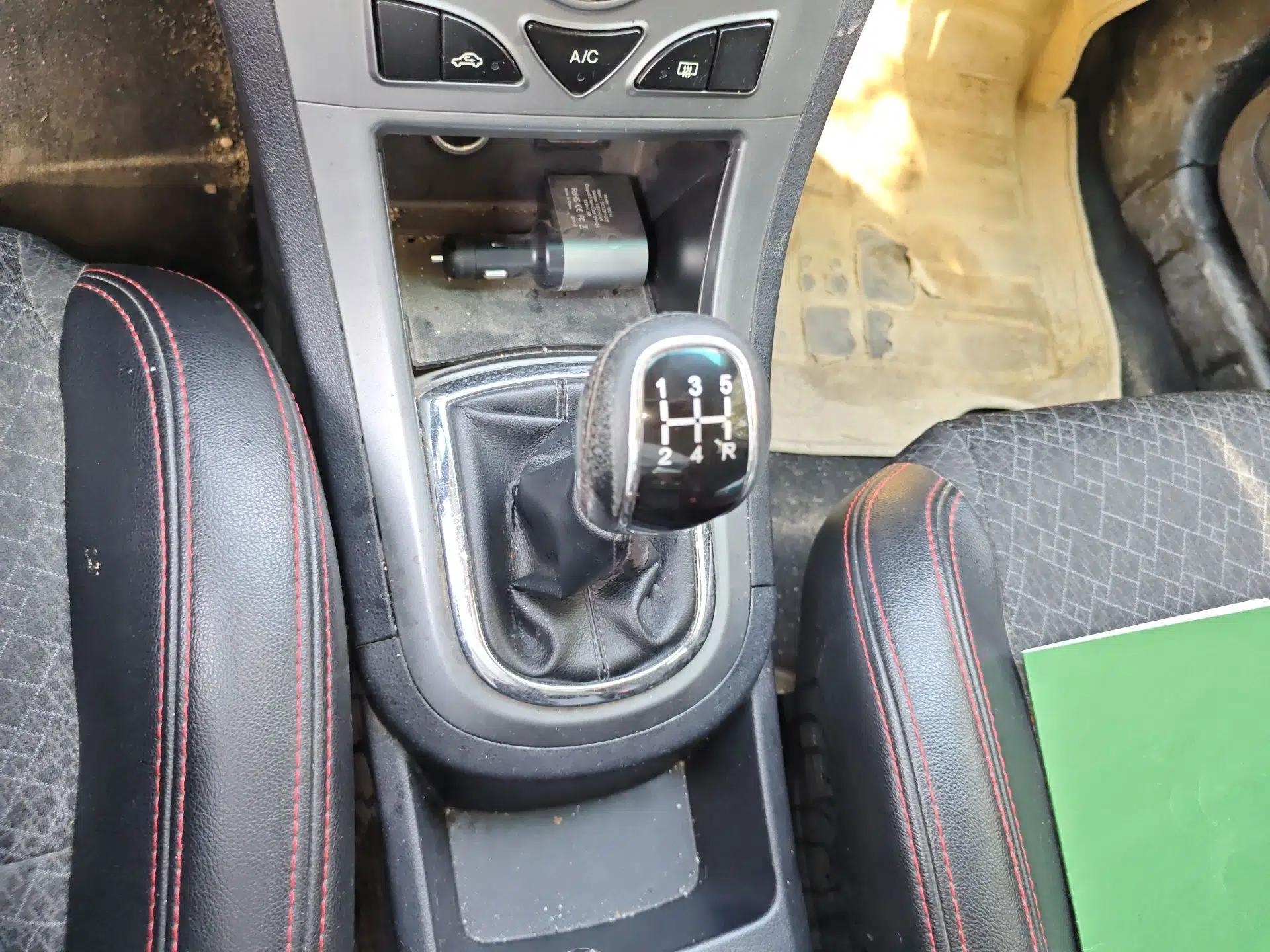 Cowin C3 2015 1.5L Manual Gold Diamond Edition — миниатюра 15