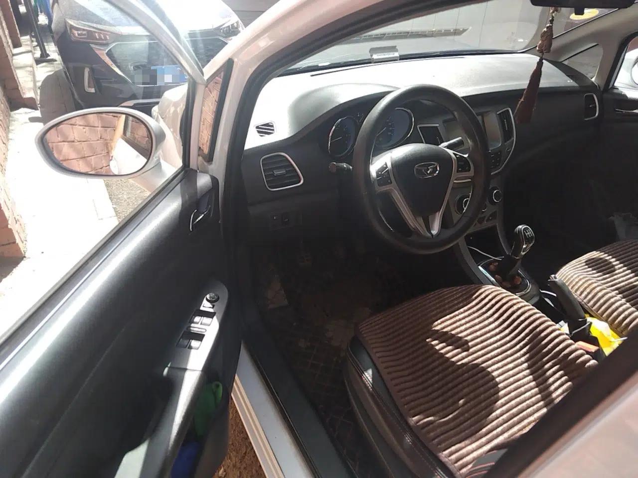 Cowin C3 2015 1.5L Manual Gold Diamond Edition — миниатюра 17