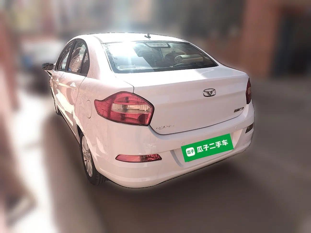 Cowin C3 2015 1.5L Manual Gold Diamond Edition — миниатюра 4