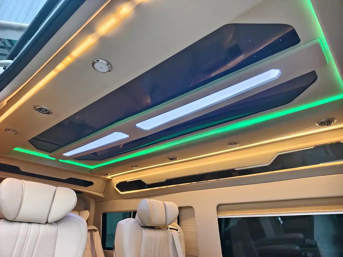 2022 HIACE 3.5L Automatic — миниатюра 16