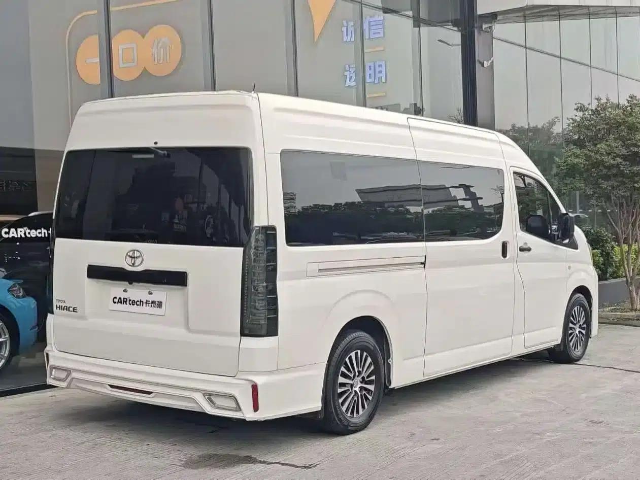 2022 HIACE 3.5L Automatic — миниатюра 3