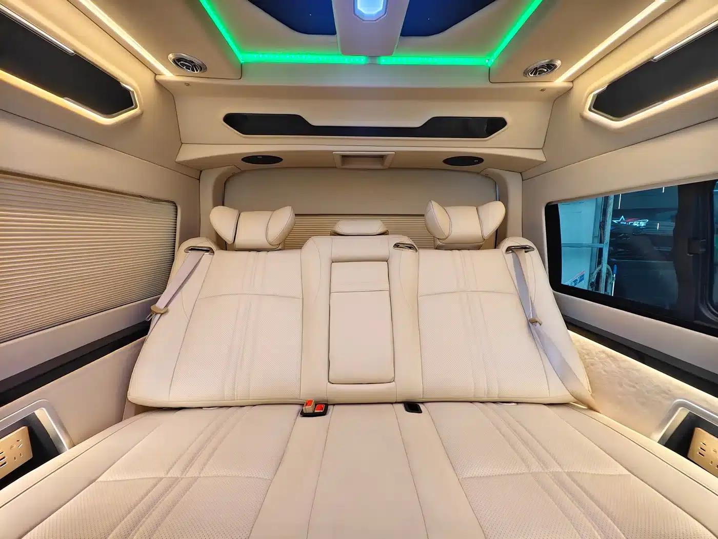 2022 HIACE 3.5L Automatic — миниатюра 22