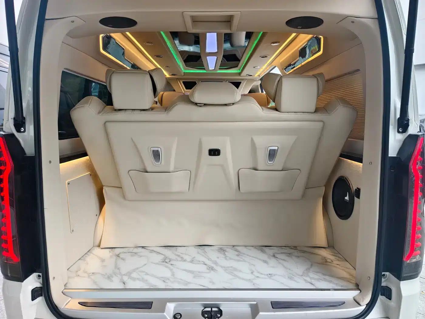 2022 HIACE 3.5L Automatic — миниатюра 25