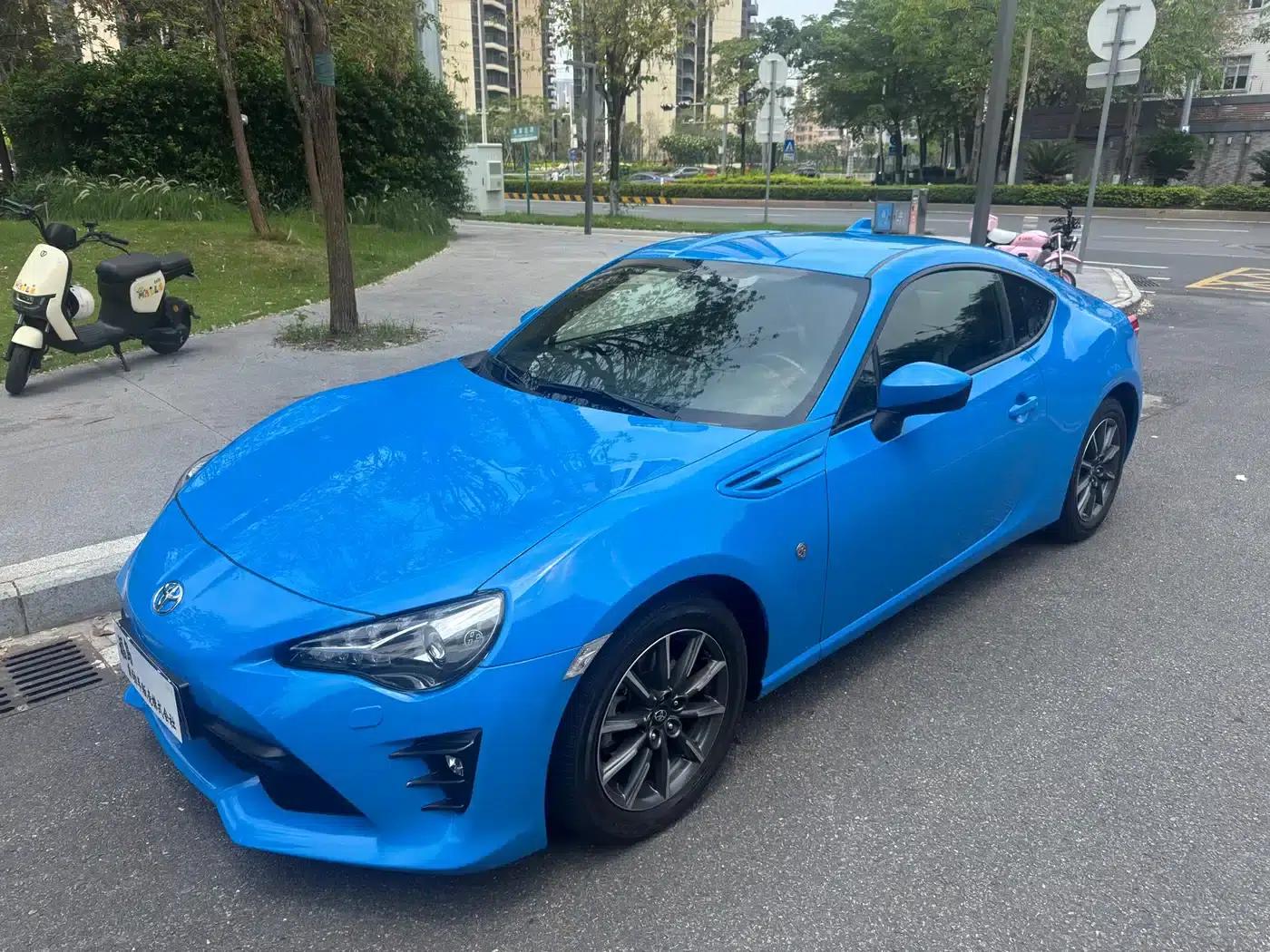Toyota 86 2019 2.0L Manual Deluxe Edition — миниатюра 1