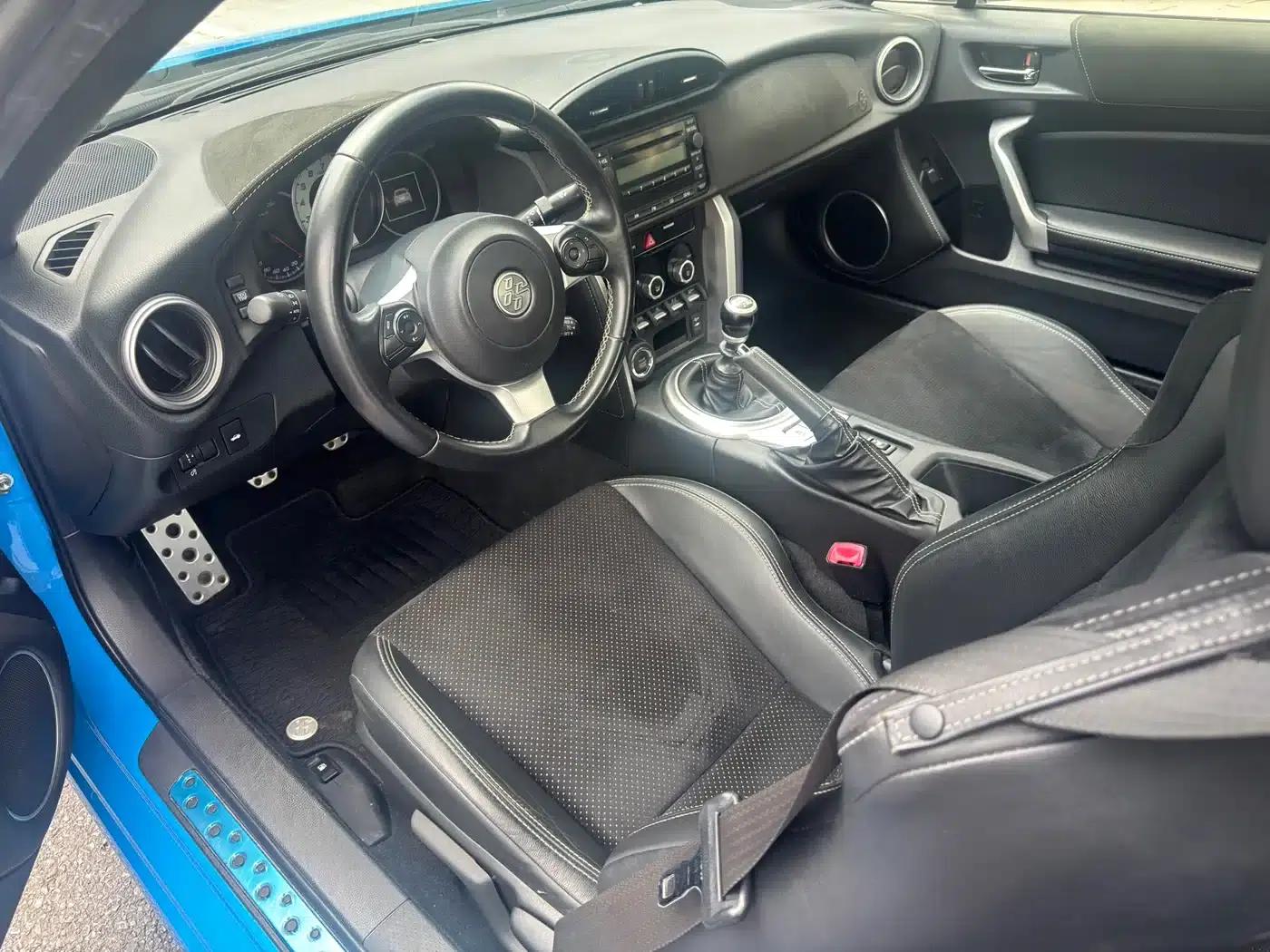 Toyota 86 2019 2.0L Manual Deluxe Edition — миниатюра 8