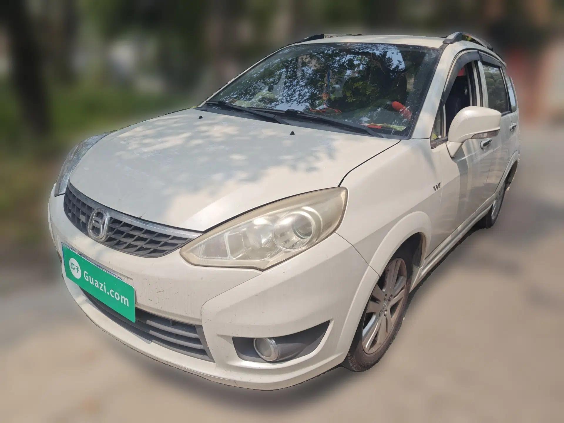Suzuki Liana A6 2014 Hatchback 1.4L Manual Enjoyment Model — миниатюра 1