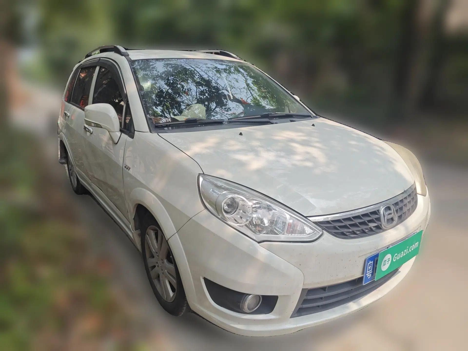 Suzuki Liana A6 2014 Hatchback 1.4L Manual Enjoyment Model — миниатюра 3