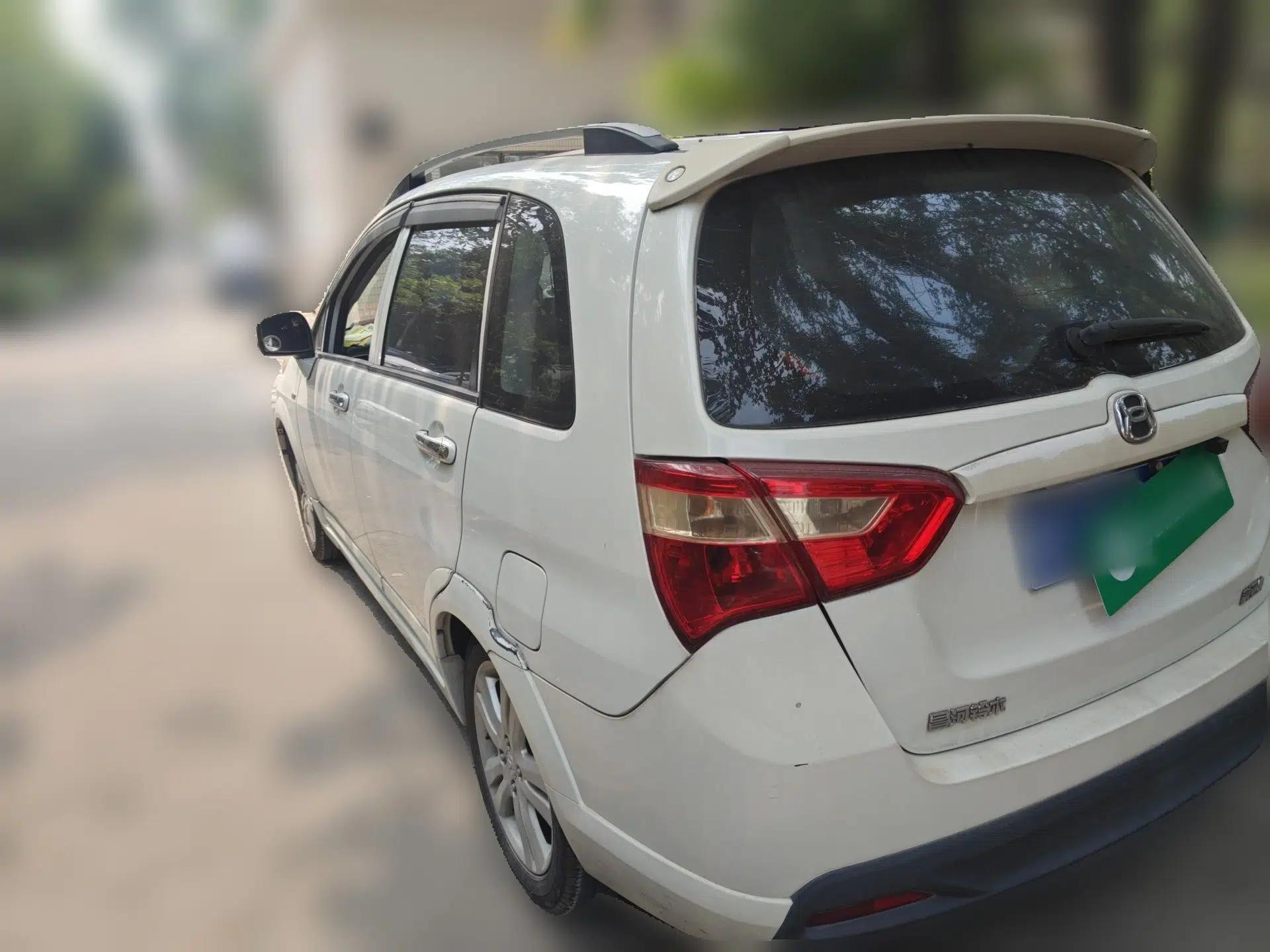 Suzuki Liana A6 2014 Hatchback 1.4L Manual Enjoyment Model — миниатюра 4