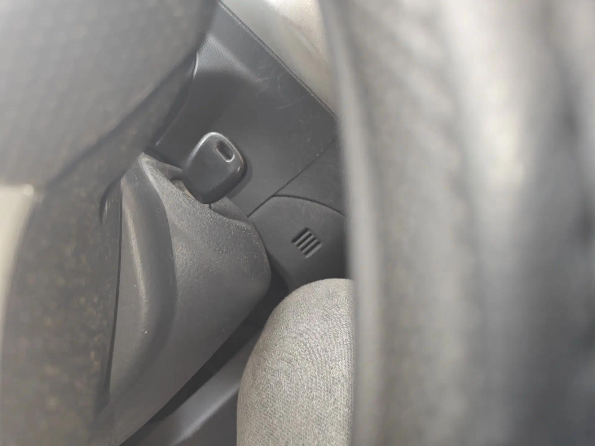 Suzuki Liana A6 2014 Hatchback 1.4L Manual Enjoyment Model — миниатюра 9