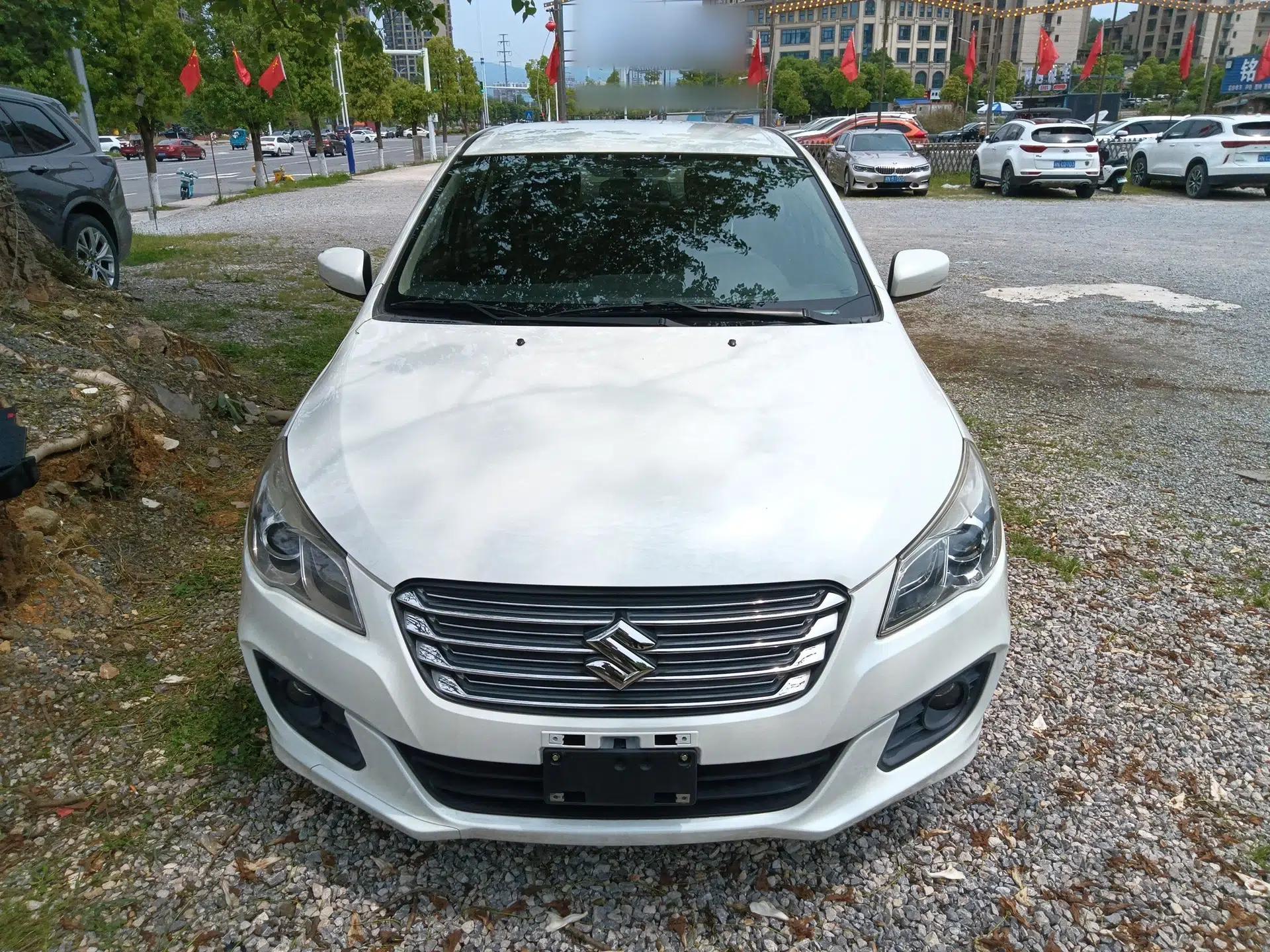 Suzuki Alivio 2015 1.6L Manual Comfort Model — миниатюра 2