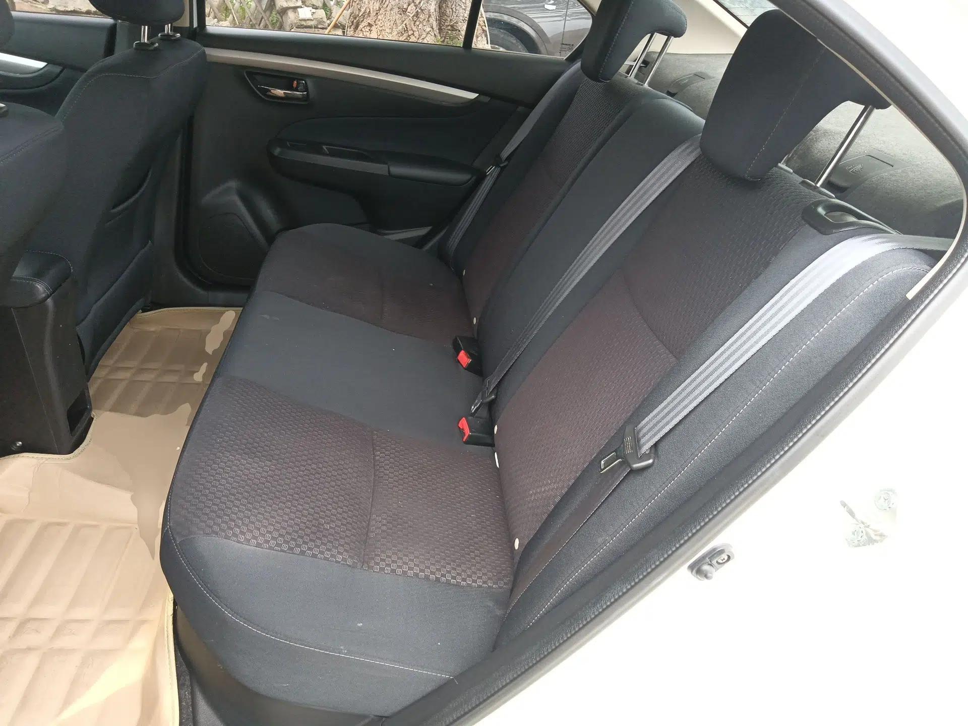 Suzuki Alivio 2015 1.6L Manual Comfort Model — миниатюра 20