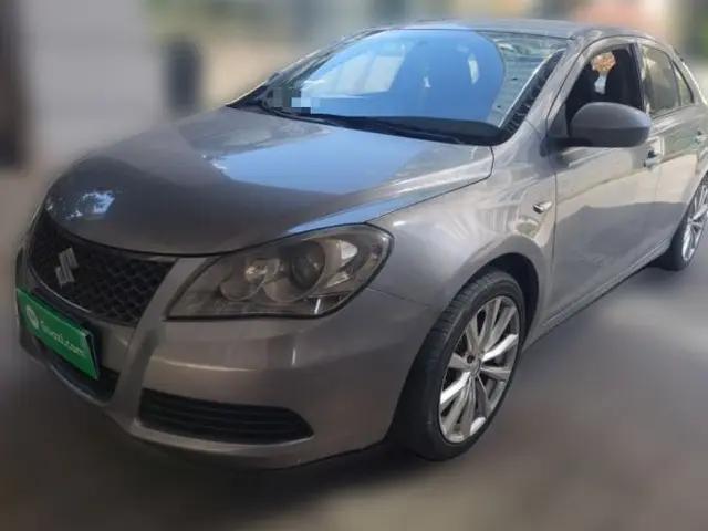 Suzuki Kizashi 2010 2.4L Two-Wheel Drive Standard Edition