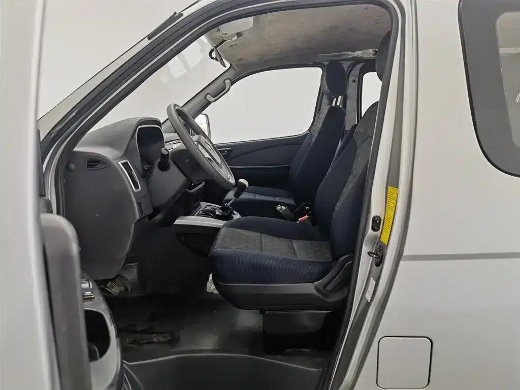 Fengjing G5 2023 2.0L Gasoline Commercial Vehicle Edition with Window Cover, 5/6 Seats, DAN20L — миниатюра 10