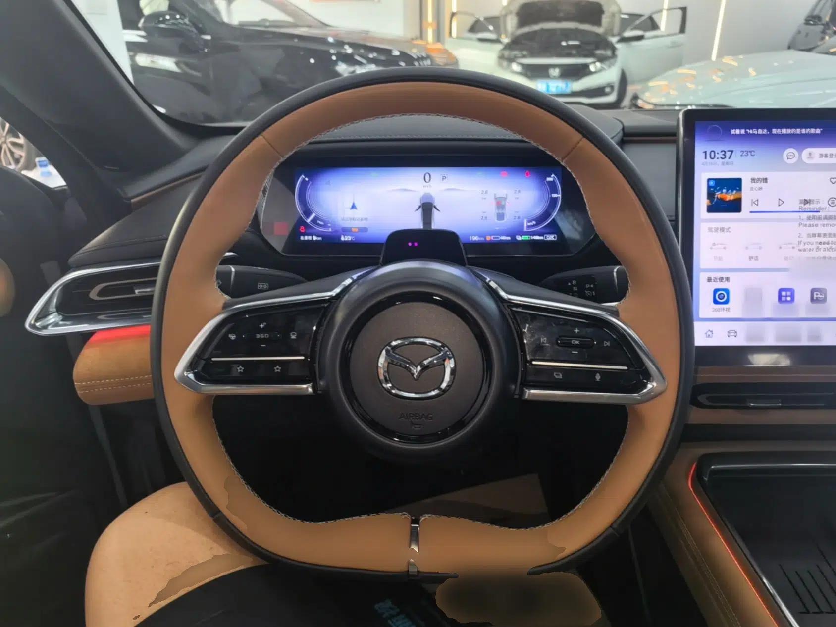 Mazda EZ-6 2024 Range-Extended 200 Zhiya Edition — миниатюра 14