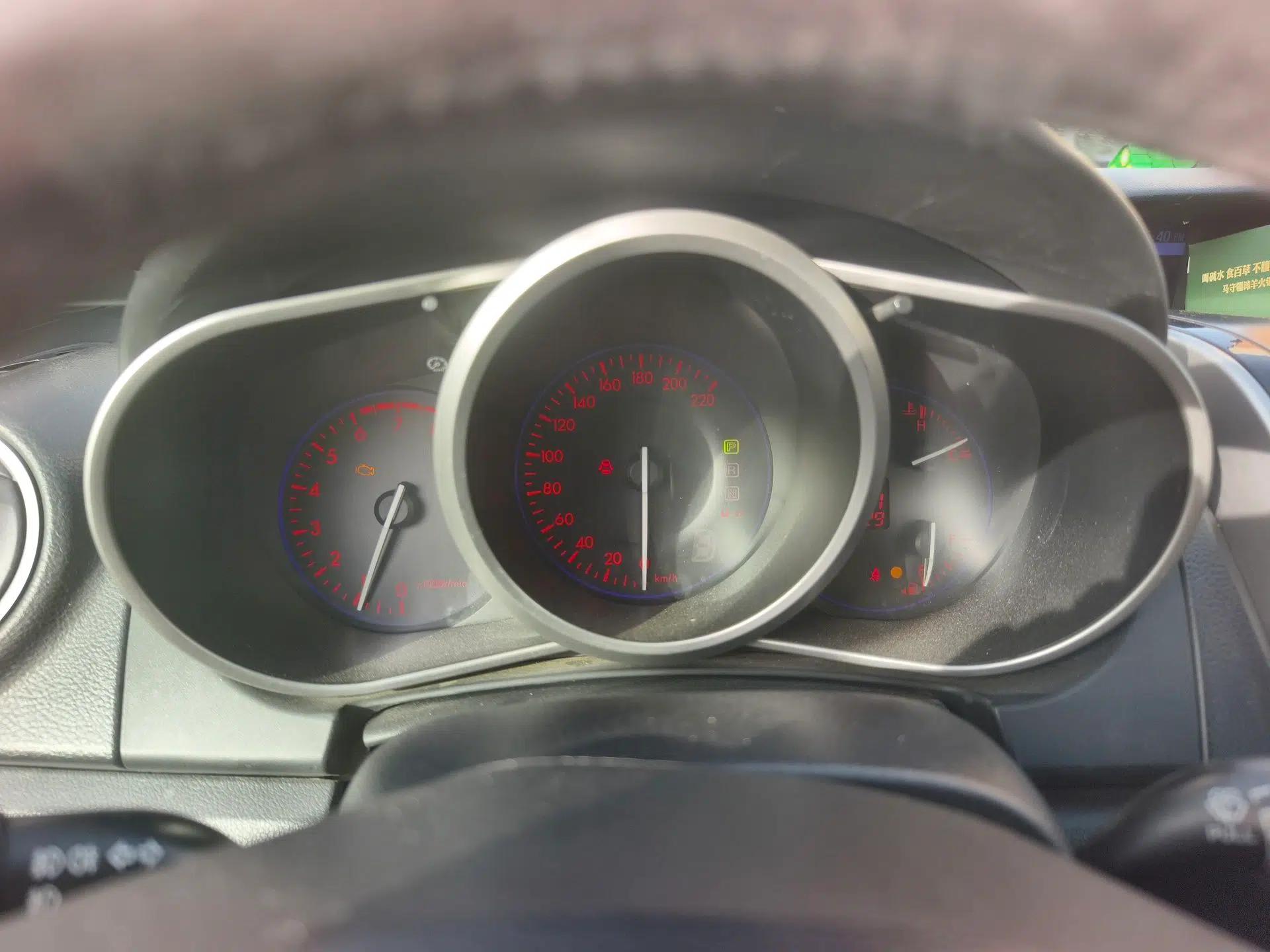 Mazda CX-7 2011 2.5L Luxury Edition — миниатюра 12