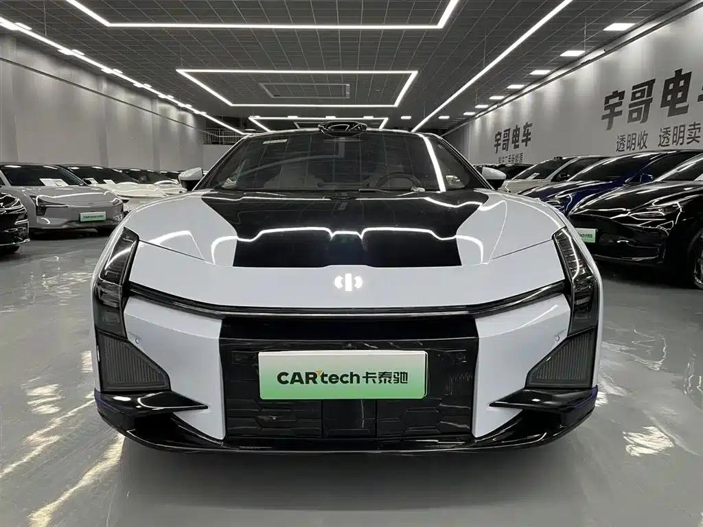 HiPhi Z 2023 Five-Seat Version — миниатюра 3