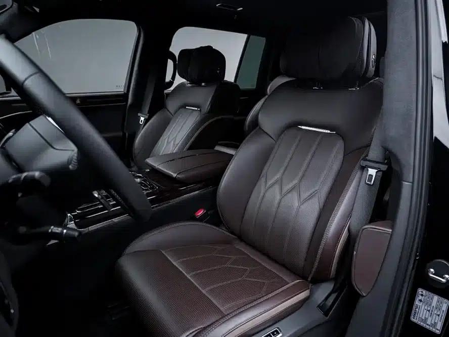 Hongqi Golden Sunflower National Glory 2022 4.0T Elegant Flagship Edition 6-seater — миниатюра 11