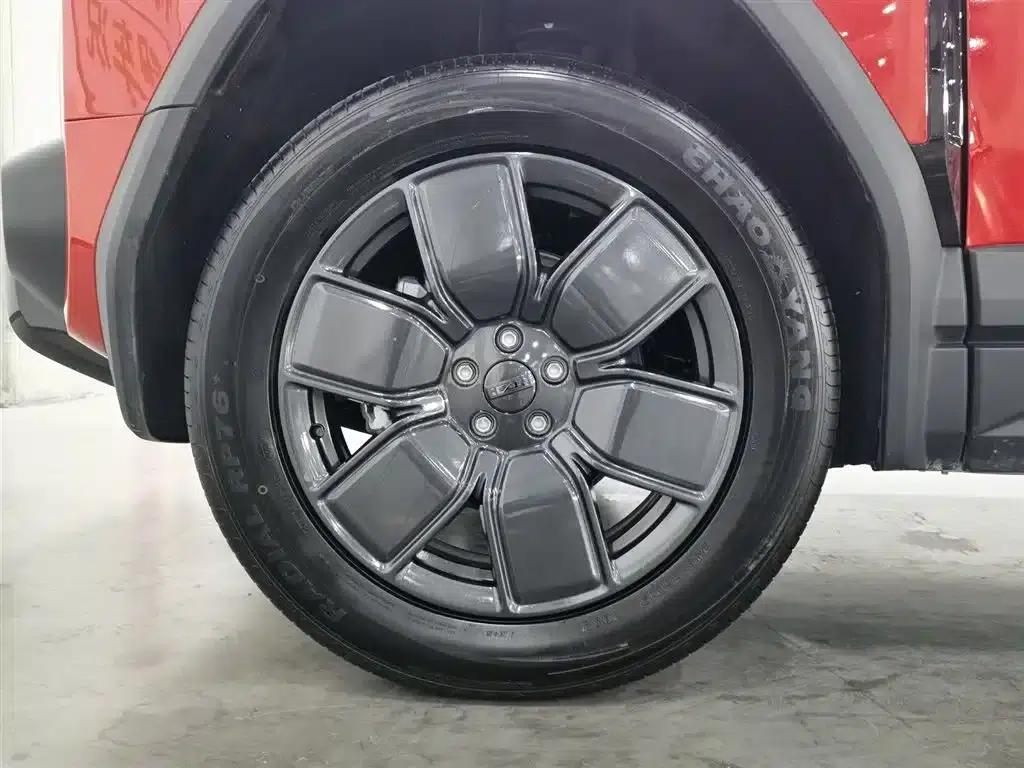 iCAR 03T 2024 Model 520km Two-Wheel Drive Long Range Version — миниатюра 17