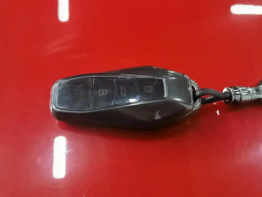 iCAR 03T 2024 Model 520km Two-Wheel Drive Long Range Version — миниатюра 19