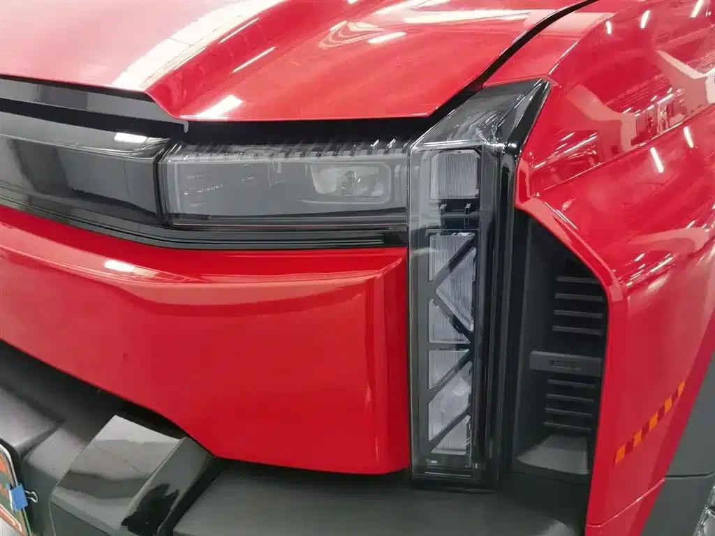 iCAR 03T 2024 Model 520km Two-Wheel Drive Long Range Version — миниатюра 7