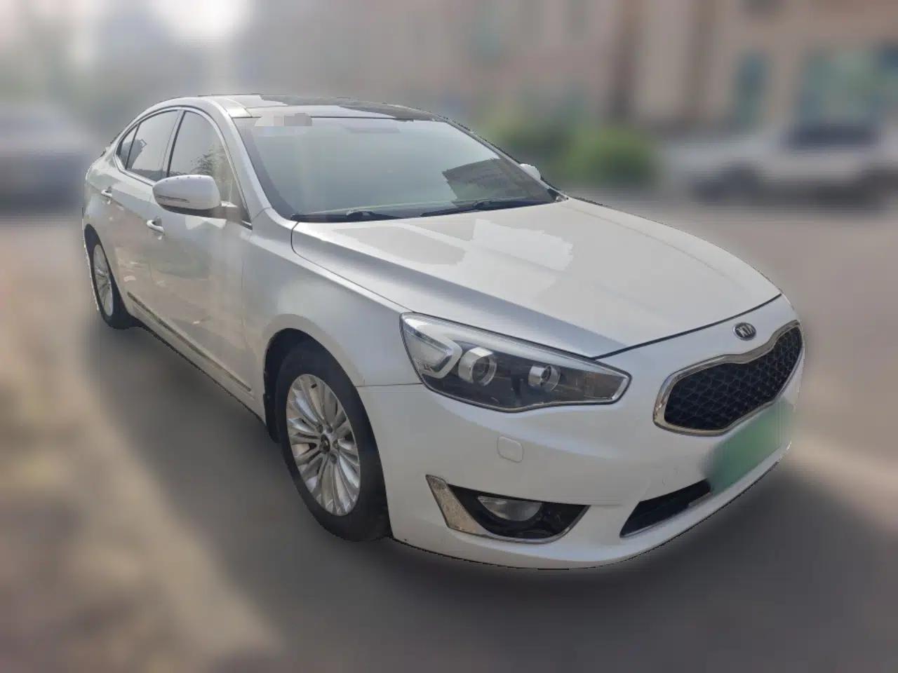 Kia Cadenza 2013 2.4L Elite Model China IV Standard — миниатюра 3