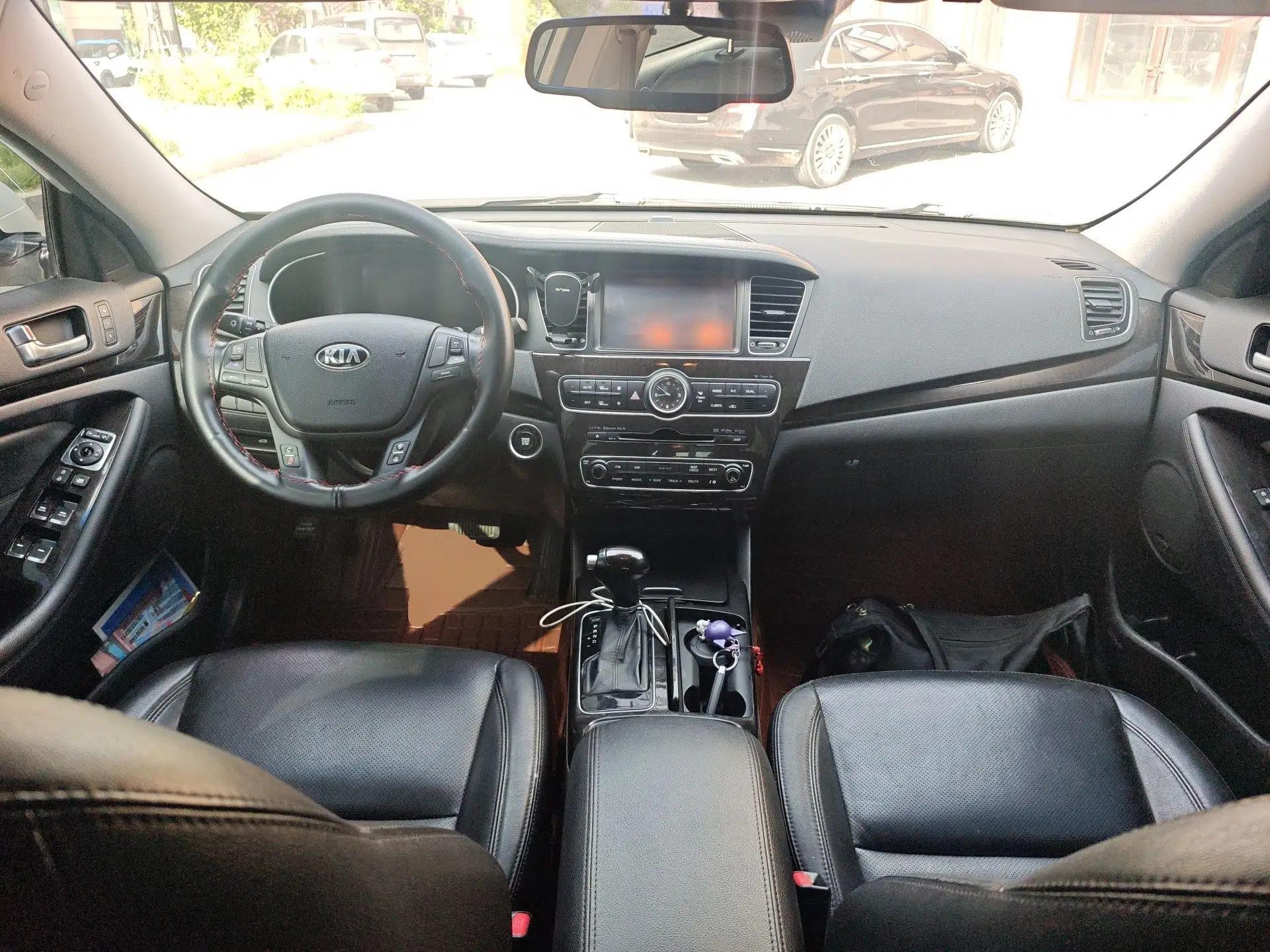 Kia Cadenza 2013 2.4L Elite Model China IV Standard — миниатюра 10