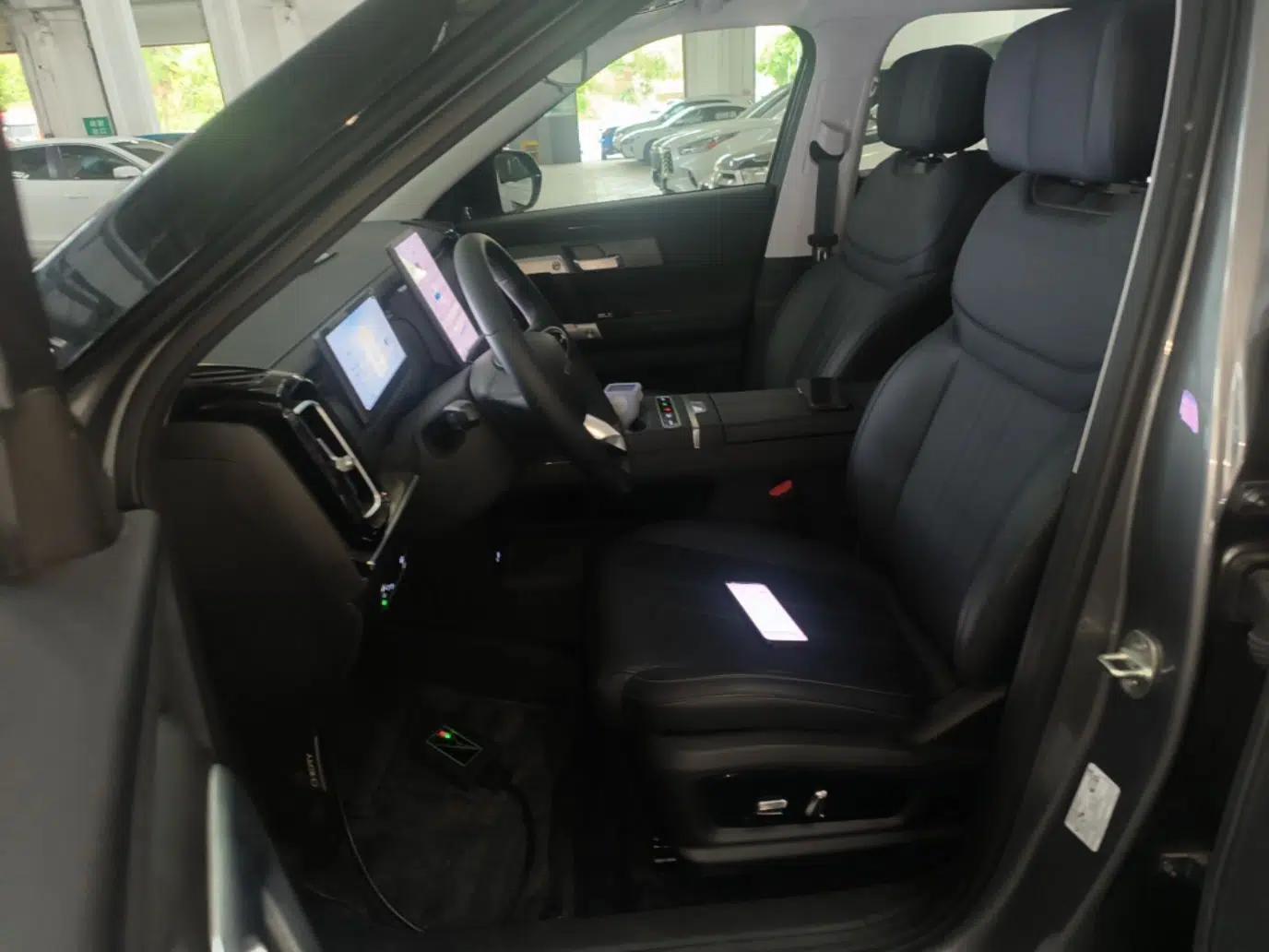 Chery Tiggo 7 C-DM 2025 1.5T 120KM Edition — миниатюра 18