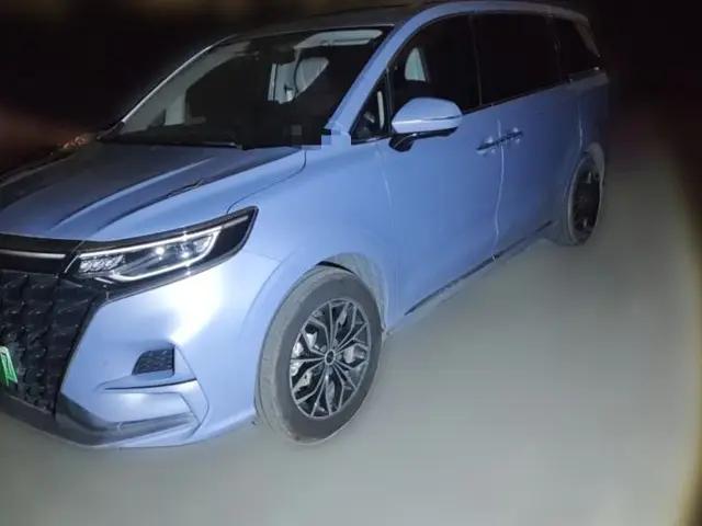 Roewe iMAX8 New Energy 2022 First-Class Platinum Edition