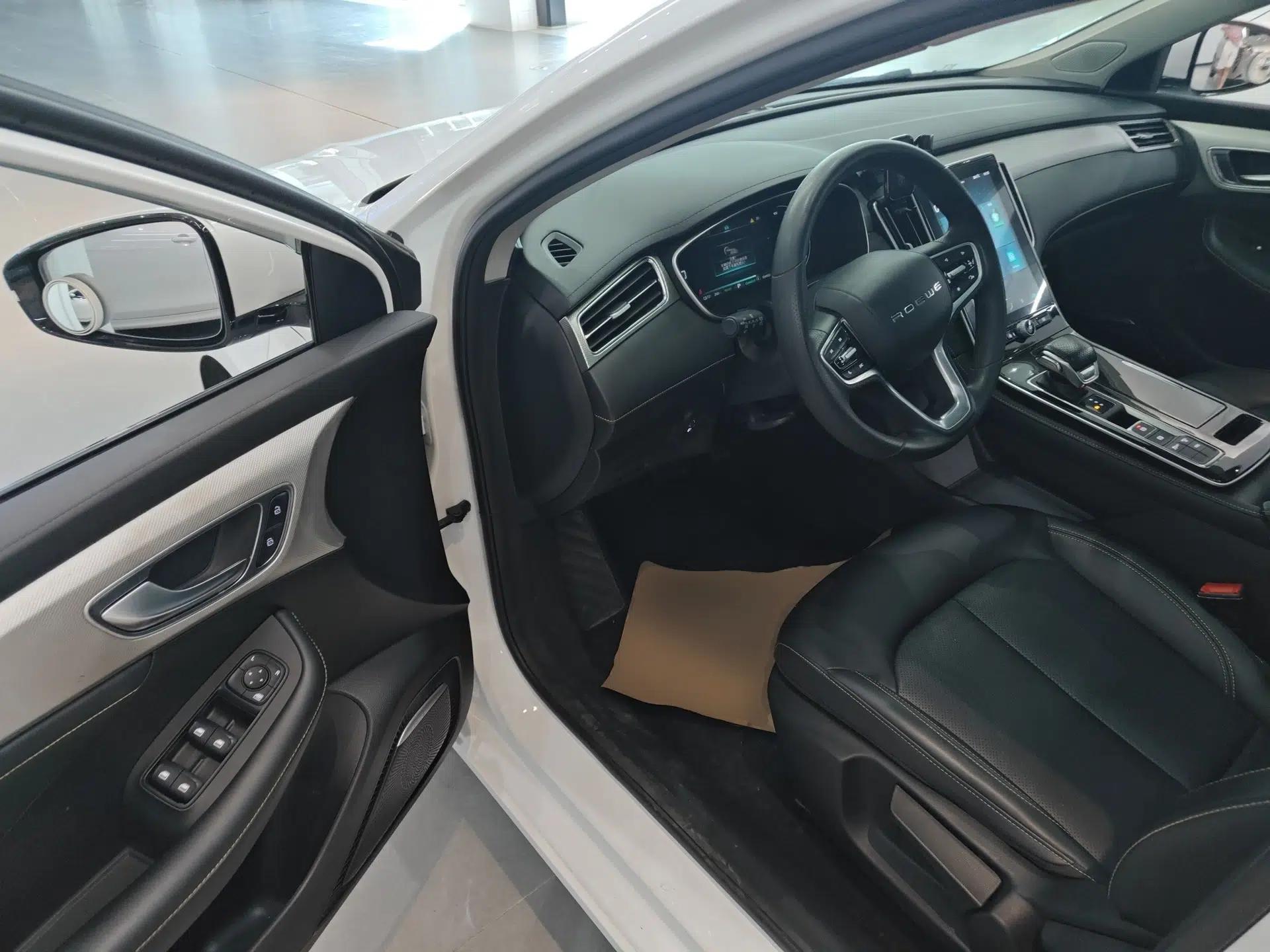 Roewe i6 MAX New Energy 2023 EV 420 Skyroof Special Edition — миниатюра 19