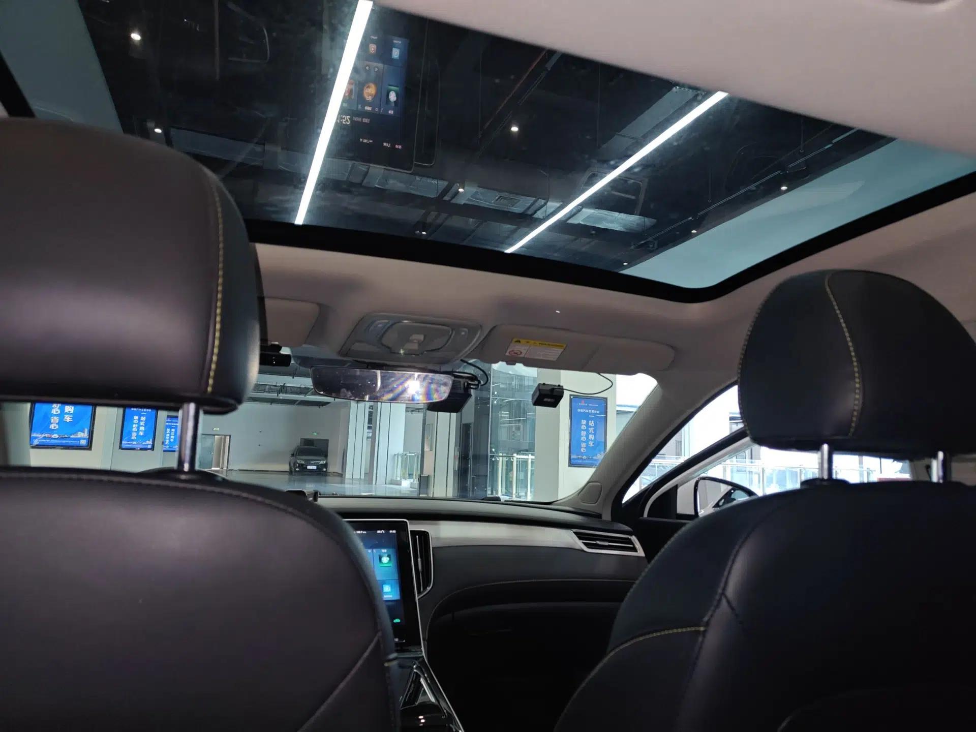 Roewe i6 MAX New Energy 2023 EV 420 Skyroof Special Edition — миниатюра 21
