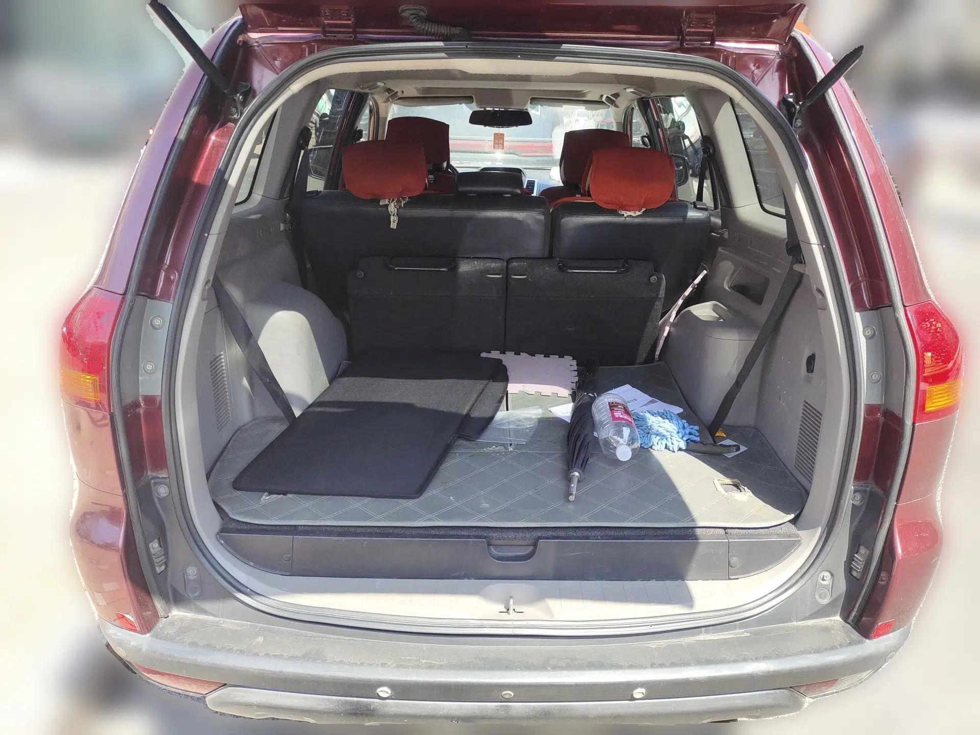 Mitsubishi Pajero Sport 2011 3.0L Luxury Navigation Edition — миниатюра 20
