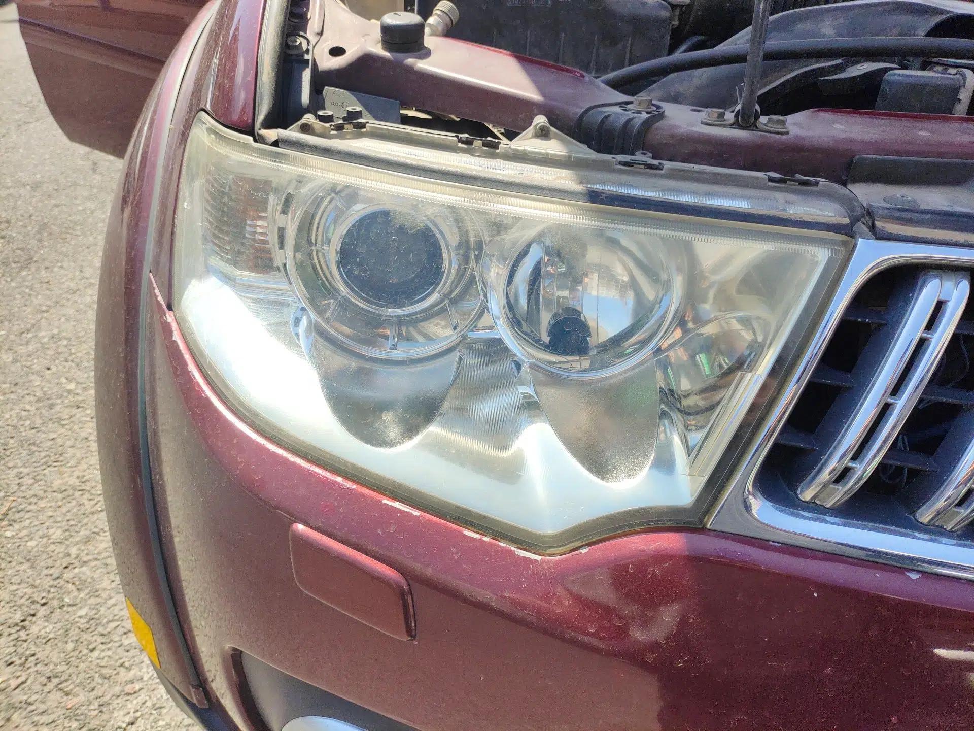 Mitsubishi Pajero Sport 2011 3.0L Luxury Navigation Edition — миниатюра 7