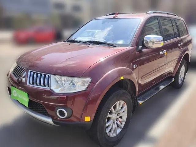 Mitsubishi Pajero Sport 2011 3.0L Luxury Navigation Edition