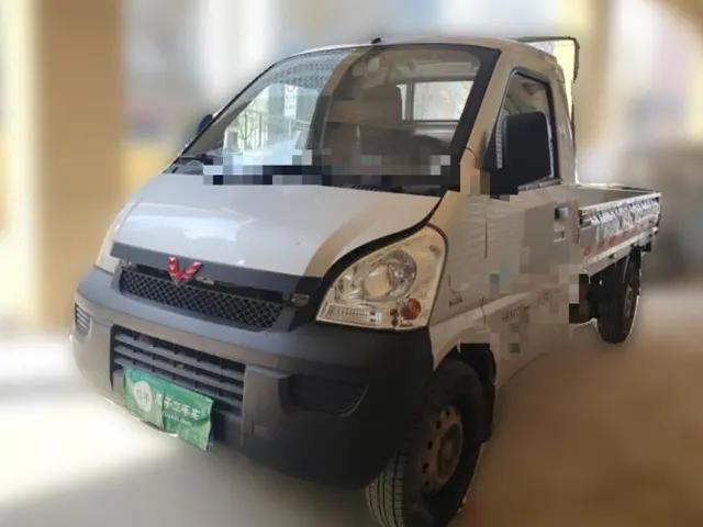 Wuling Rongguang Small Truck 2020 1.5L Base Version China VI Standard Single-Row L3C