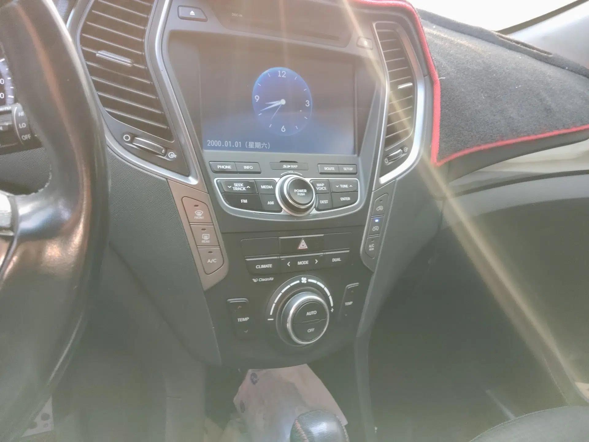 Hyundai Santa Fe Classic 2013 3.0L 4x4 Flagship Edition 7 Seats Euro IV — миниатюра 14