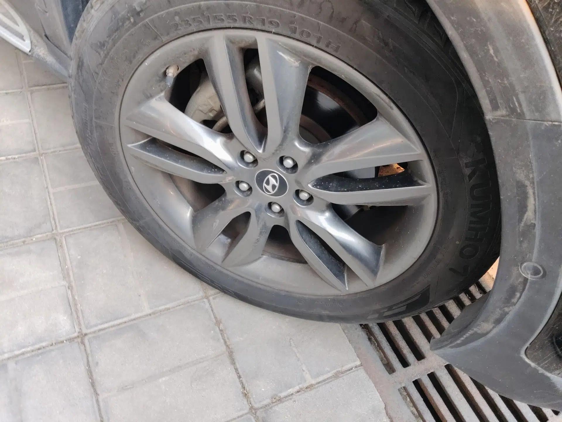 Hyundai Santa Fe Classic 2013 3.0L 4x4 Flagship Edition 7 Seats Euro IV — миниатюра 8