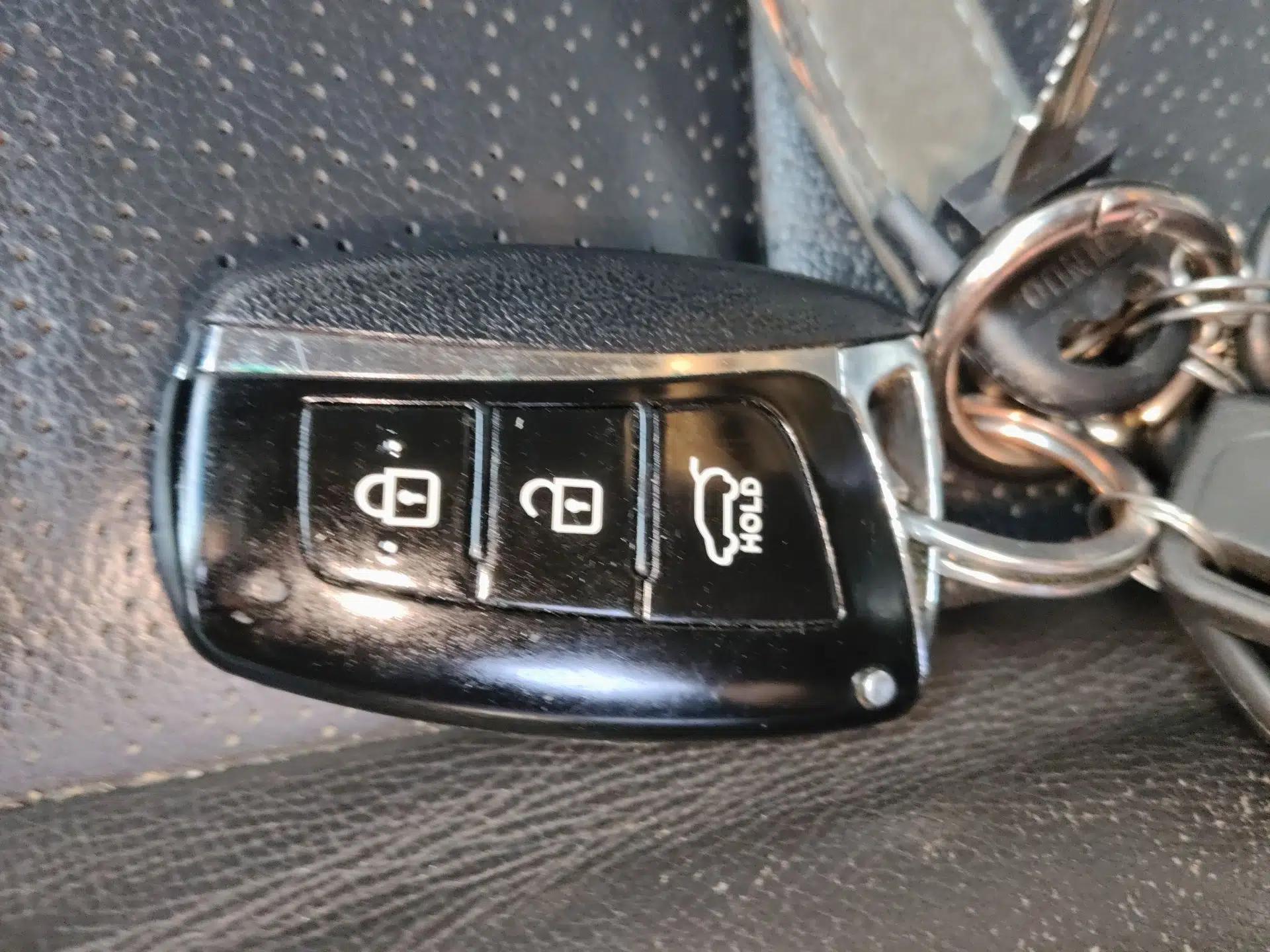 Hyundai Santa Fe Classic 2013 3.0L 4x4 Flagship Edition 7 Seats Euro IV — миниатюра 9
