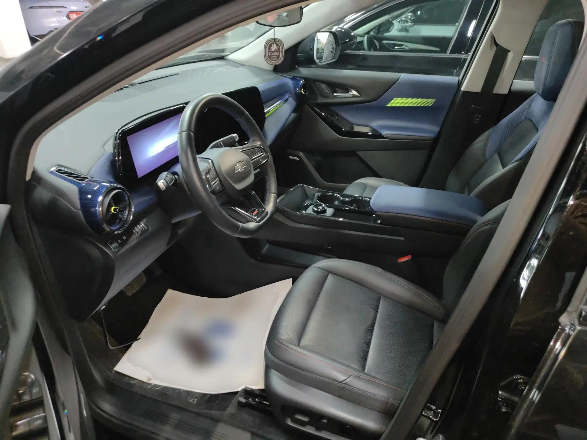 Chevrolet Equinox Plus 2024 102km RS Ultimate Edition — миниатюра 18