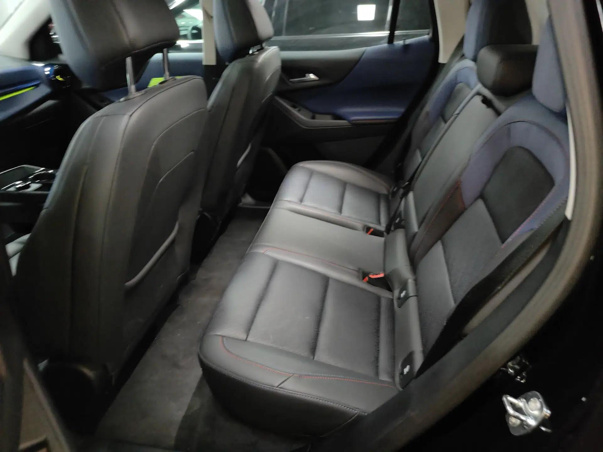 Chevrolet Equinox Plus 2024 102km RS Ultimate Edition — миниатюра 20