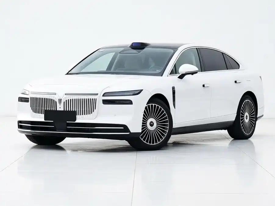 Voyah Chase Light L 2026 All-Wheel Drive Ultra — миниатюра 1