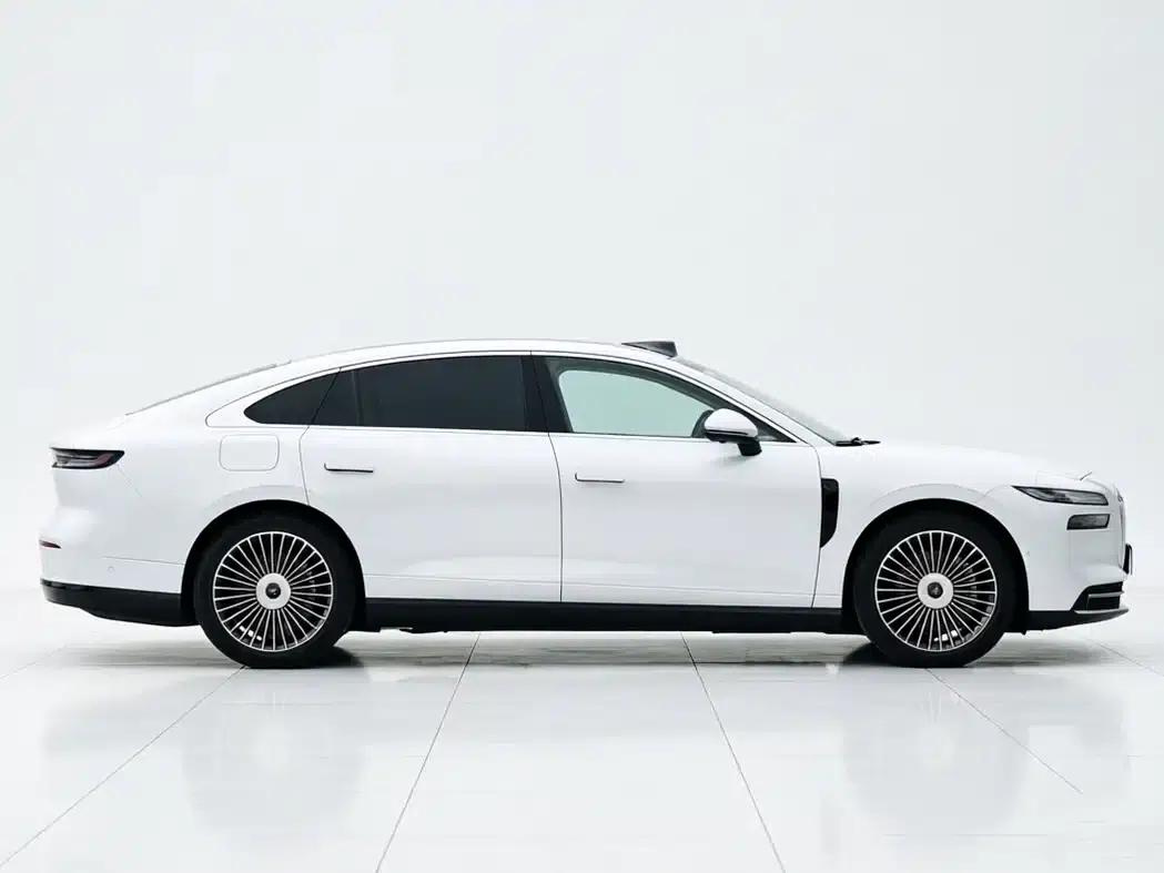 Voyah Chase Light L 2026 All-Wheel Drive Ultra — миниатюра 4