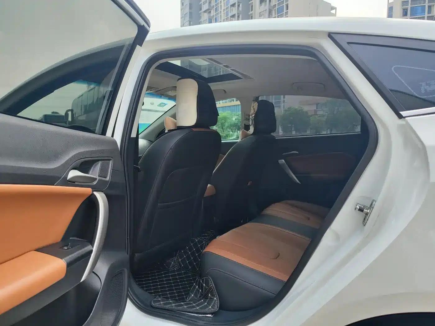 2016 Ford GT 1.5T Automatic Value Luxury Edition — миниатюра 10