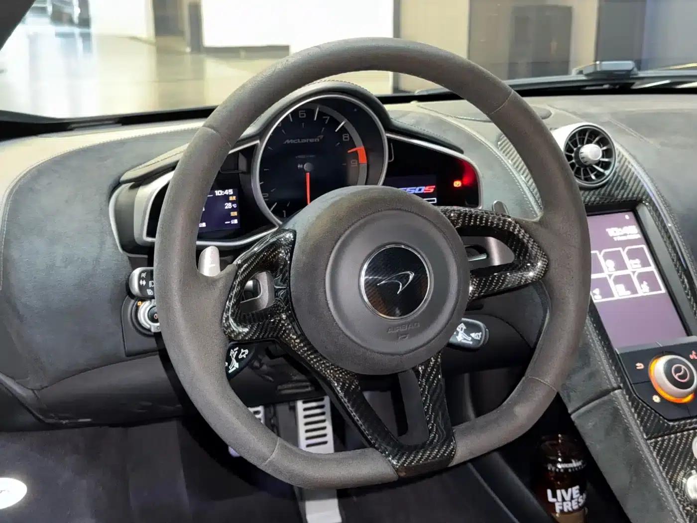 McLaren 650S 2014 3.8T Coupe — миниатюра 10