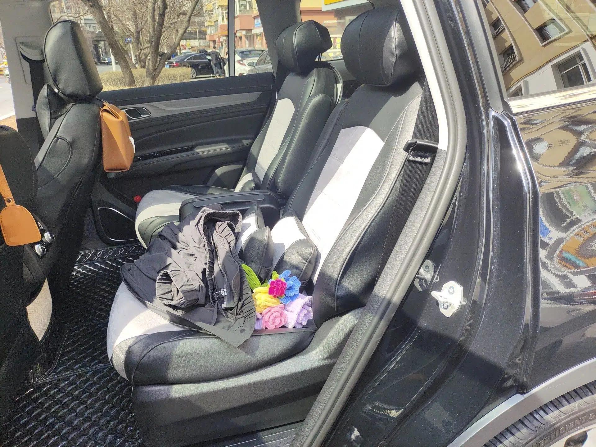 Ford Equator 2021 EcoBoost 225 Platinum Edition 6-seater — миниатюра 18