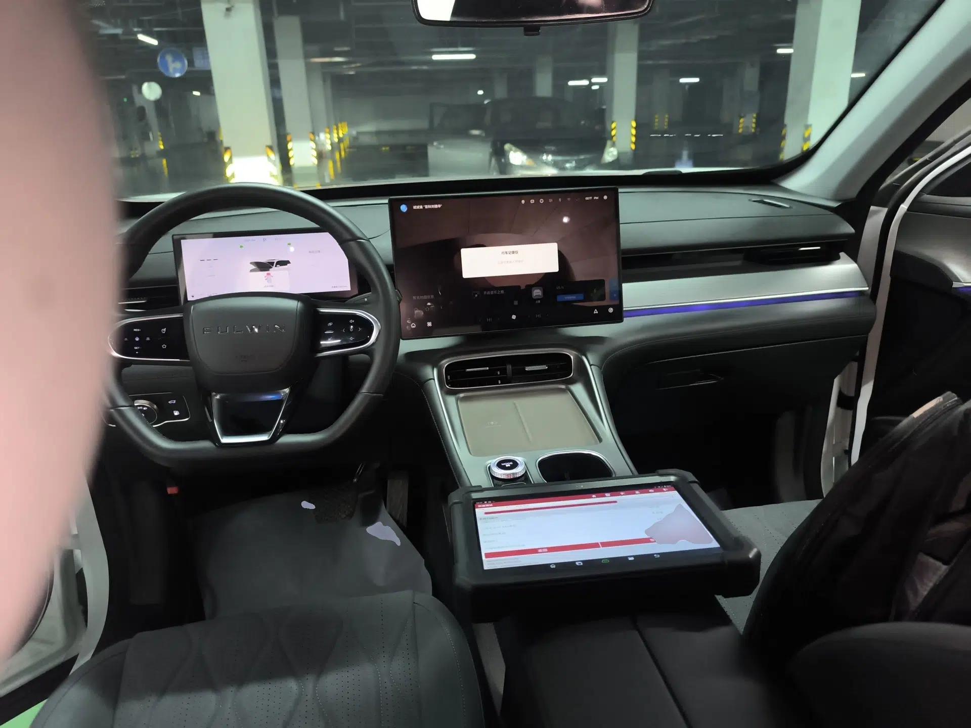 Chery Fengyun T8 2025 1.5T 130 km Luxury Edition 5-Seater — миниатюра 13