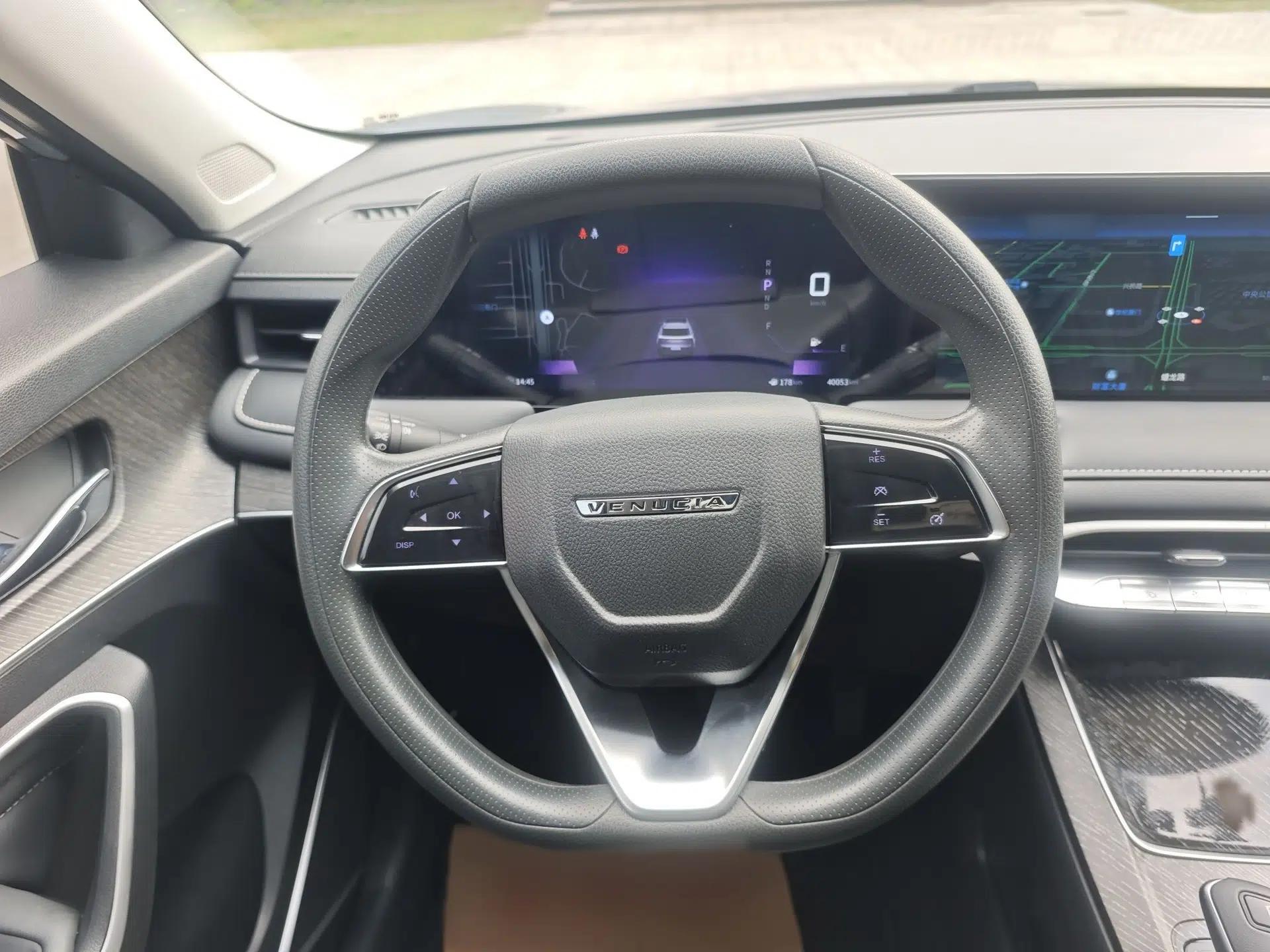 Venucia V 2021 260T Idol Edition — миниатюра 12