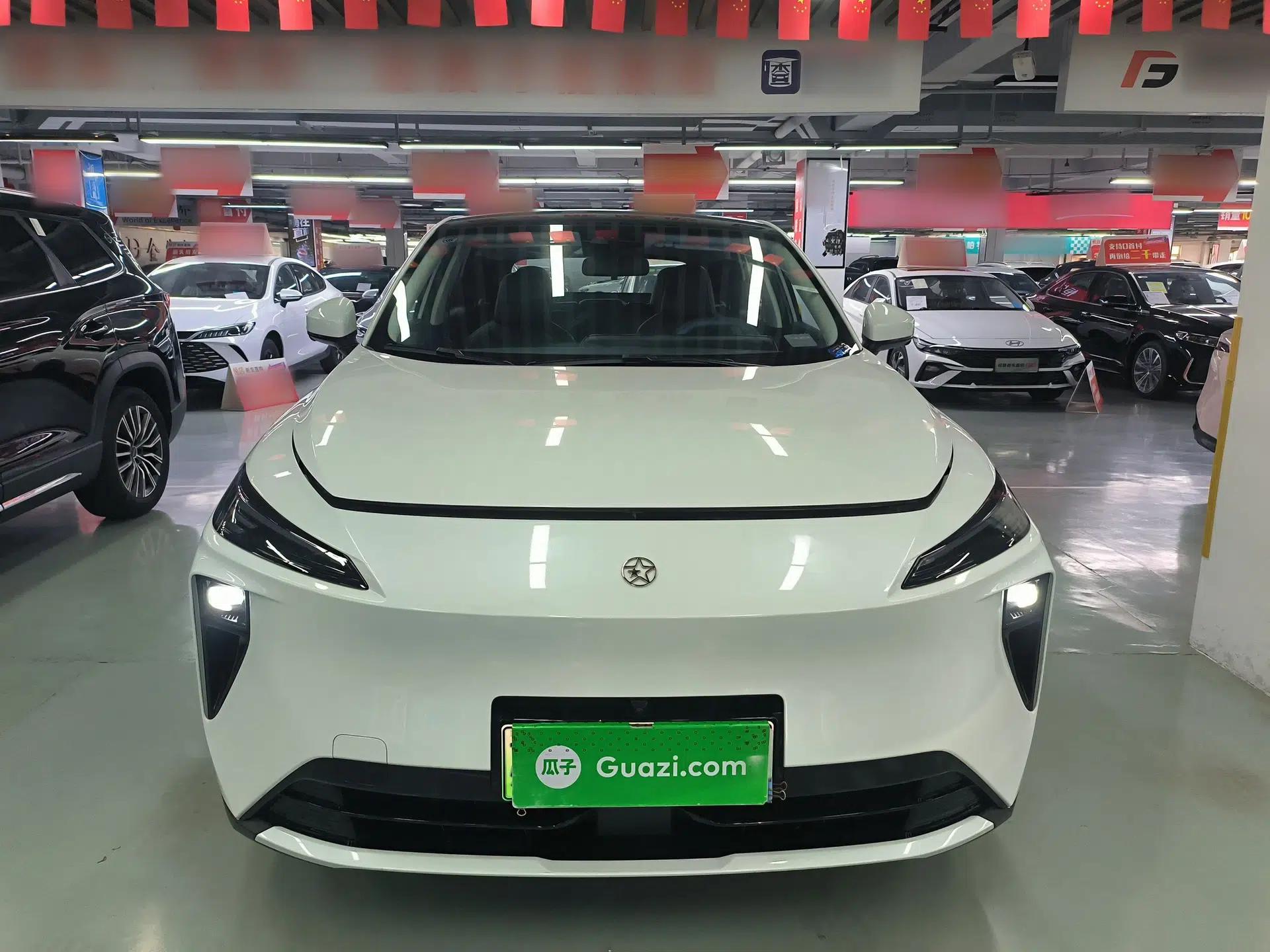 Venucia V DD-i 2025 Orca 150km Joyful Journey Edition — миниатюра 2